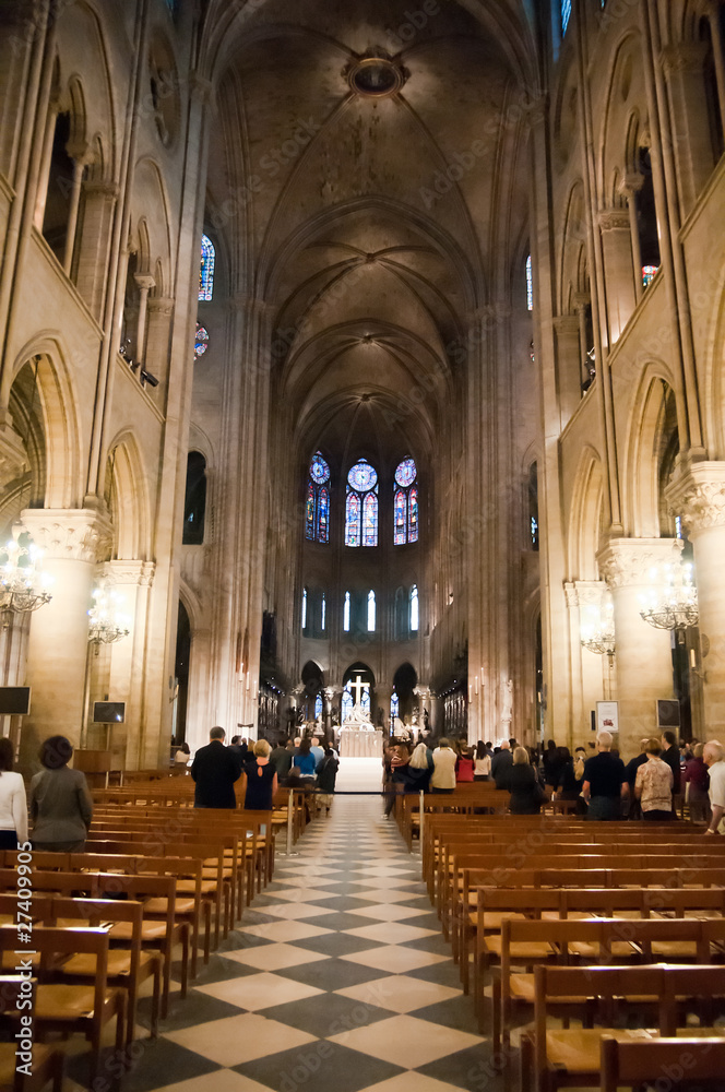 Notre Dame de Paris interior