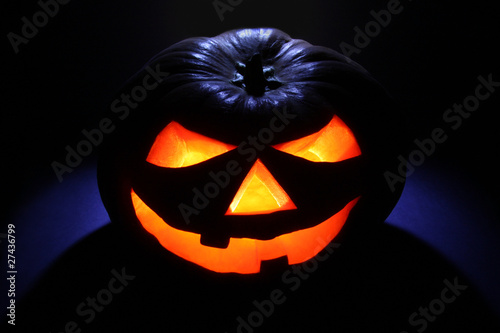 Scary Halloween Lantern © Borna_Mir