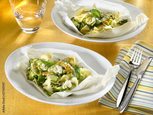 Fotografi farfalle et courgette - farfalle con zucchine -