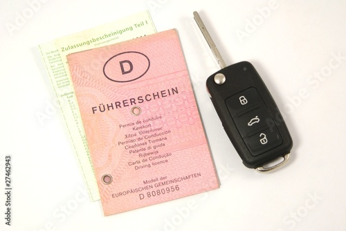 Führerschein & Autoschlüssel photo