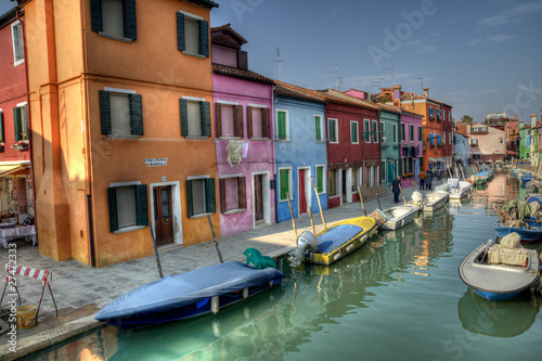 Fondamenta Cavanella Houses, Burano, Veneto, Italy © Carson Liu