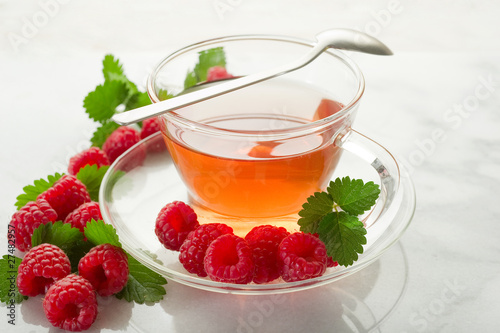 raspberry tea-te al lampone