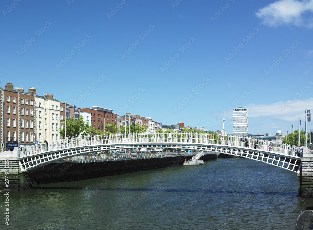Obraz premium Ha´penny Bridge, Dublin, Ireland