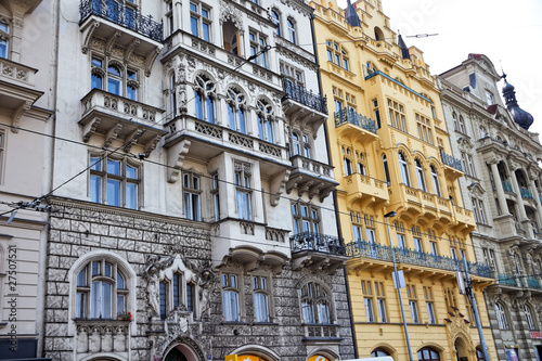 Prag, schön renovierte Häuser n der Altstadt photo