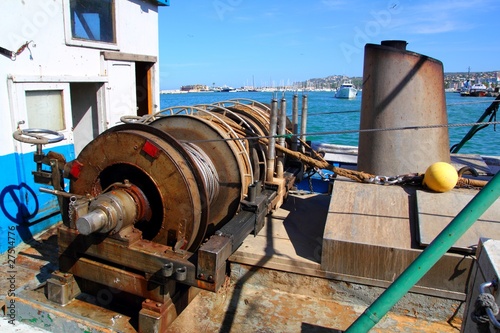 Foto capstan winch of trawlerfishing boa