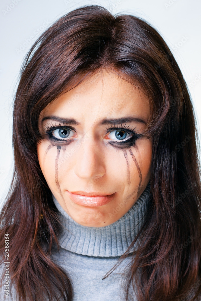 Crying woman towards Crying woman towards