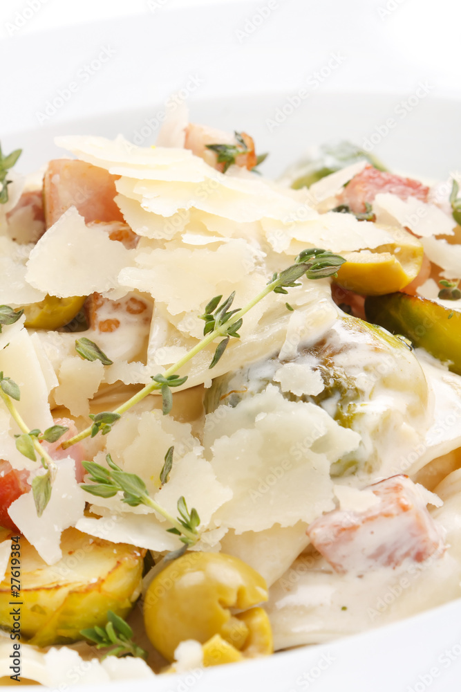 pasta with bacon and vegetables pasta with bacon and vegetables