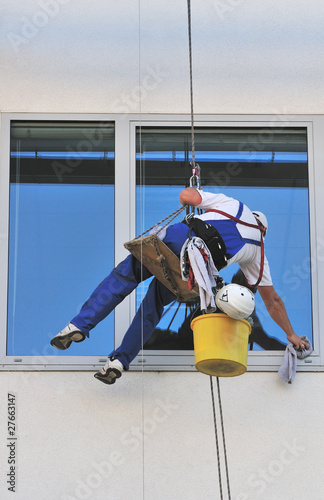 Window cleaner photo