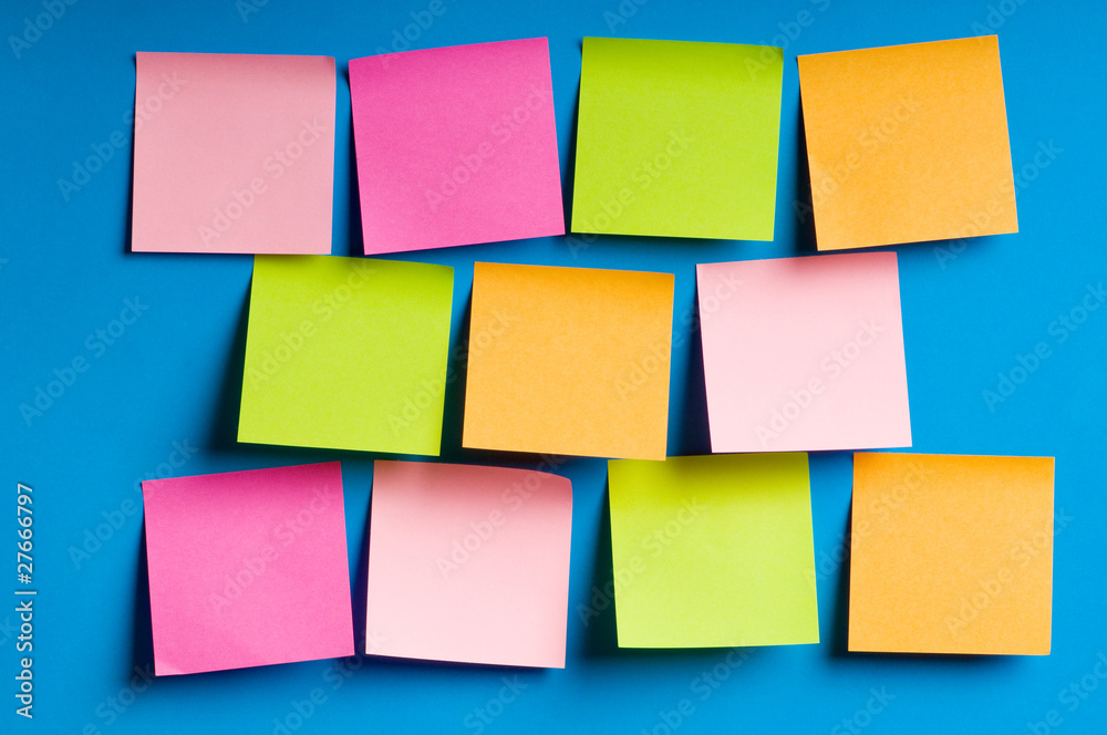 Reminder notes on the bright colorful paper Reminder notes on the bright colorful paper