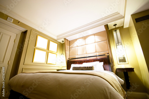 Double bed in the modern interior room © Elnur
