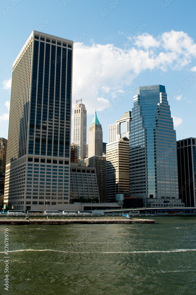 Obraz premium New York city - 4 Sep - panorama with skyscrapers