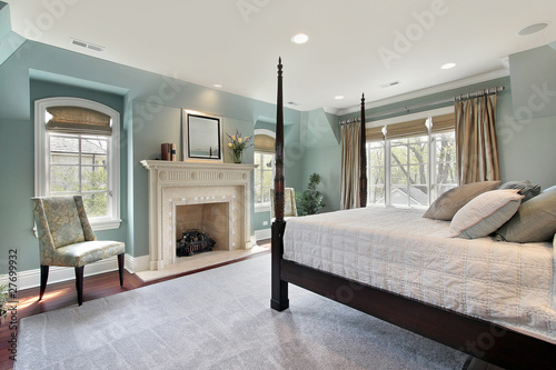 Tablou pe pânză Master bedroom in luxury home