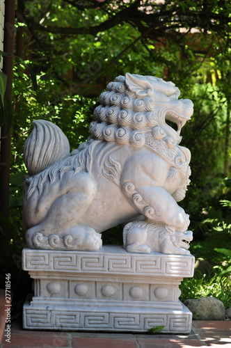 Lion Statue