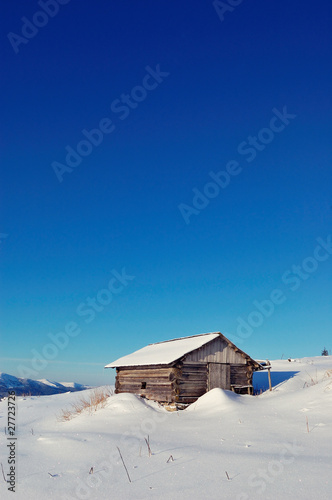 Winter landscape in mountains © Oleksandr Kotenko