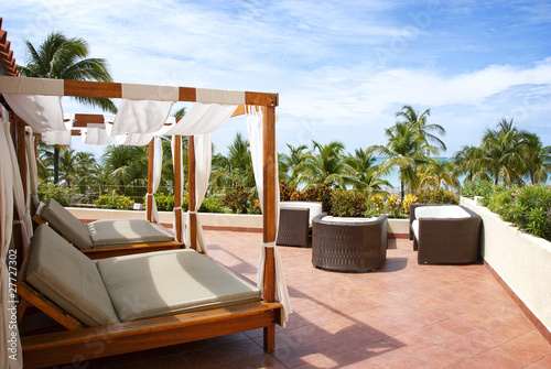 Outdoor Beds in the Caribbean