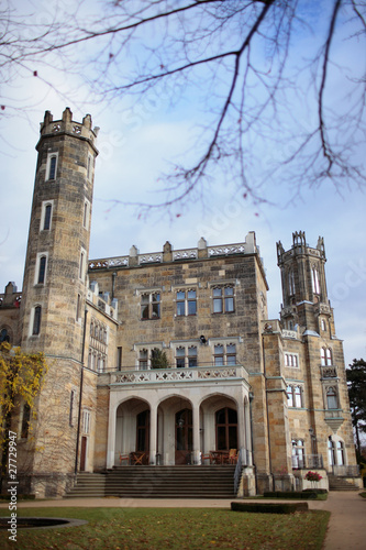 Das Elbschloss im Herbst