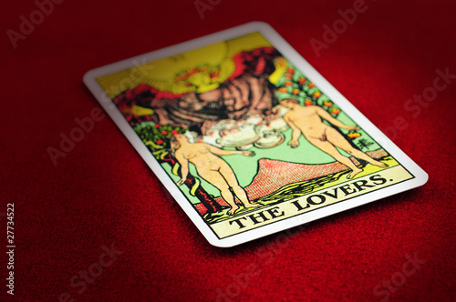 The lovers tarot card