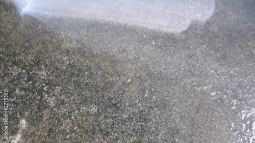Pressure cleaning a dirty old driveway