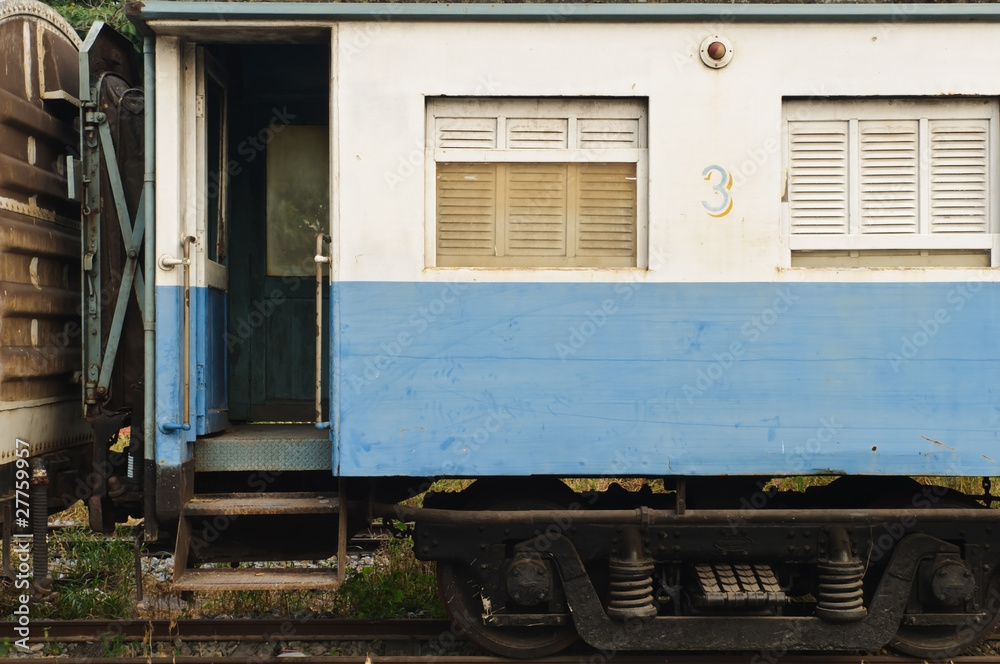 Fototapeta premium An abandoned train's bogie