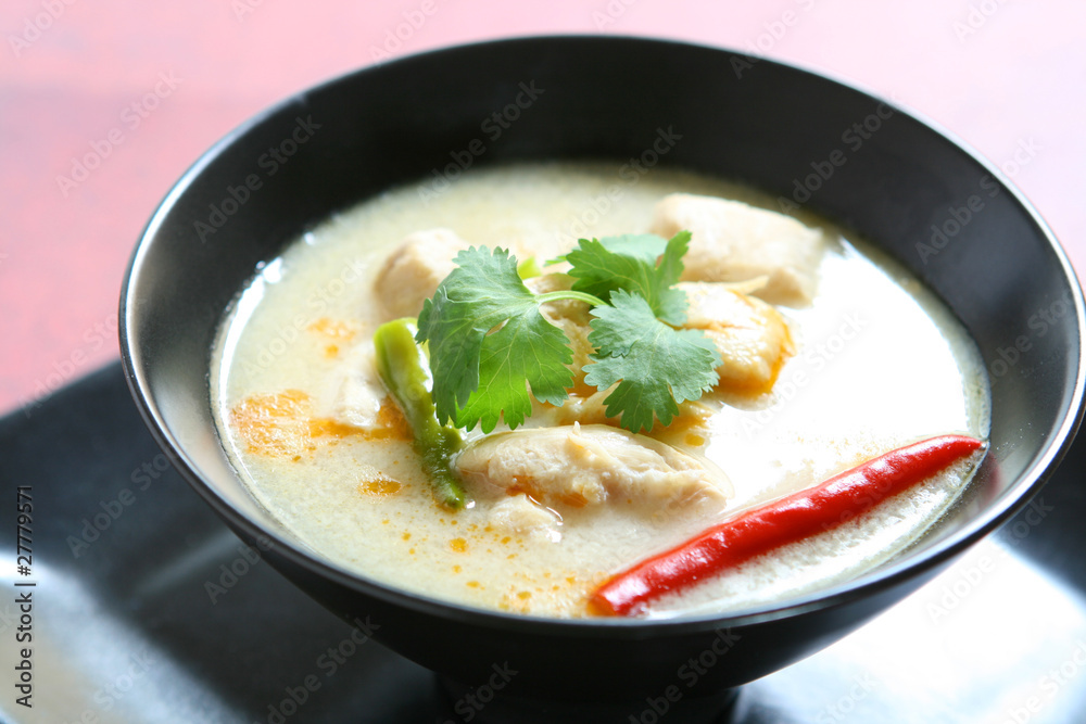Tom Kha (Thai Chicken Coconut Soup)