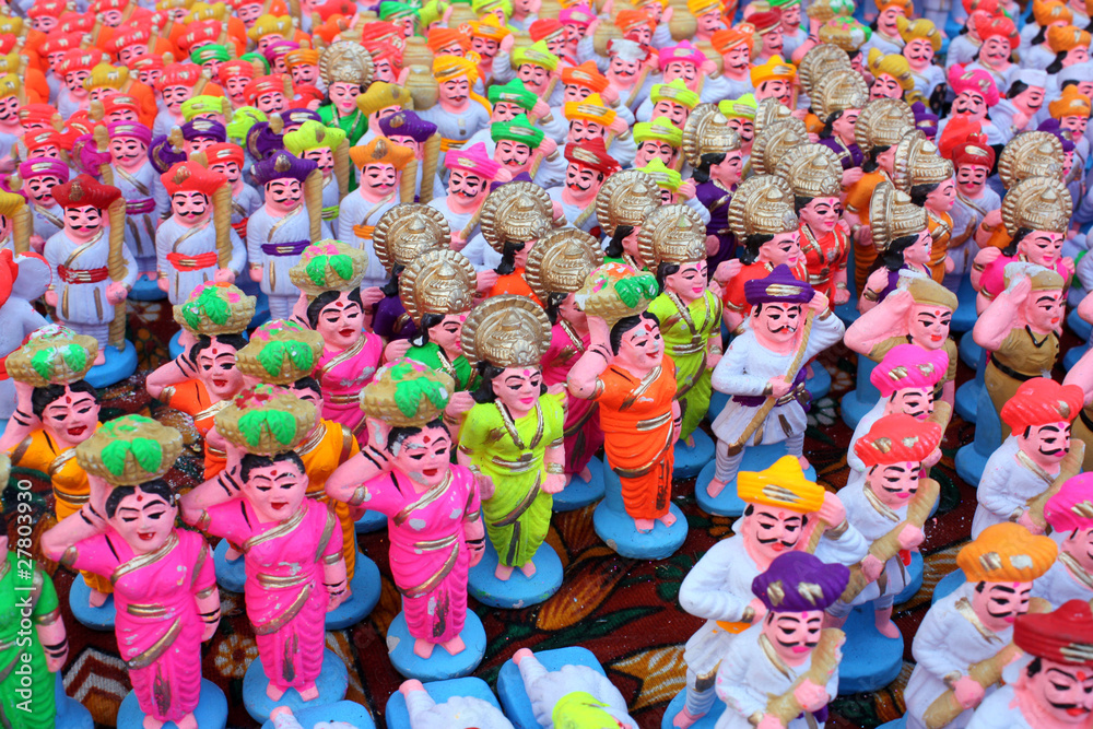 Obraz premium Colorful Clay Idols