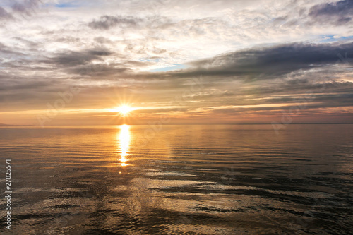 Fototapeta Naklejka Na Ścianę i Meble -  Beautiful sunrise