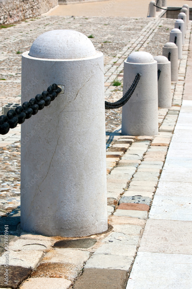 stone post fence in perspective stone post fence in perspective