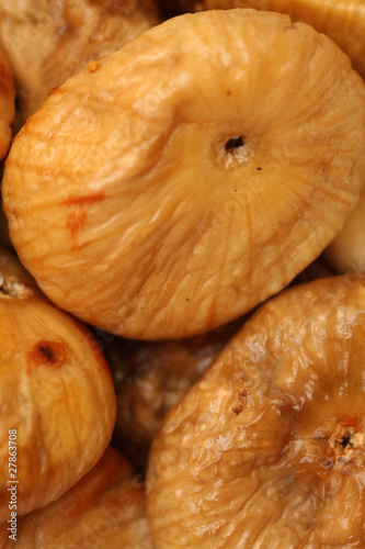 Dried figs