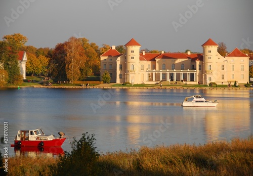 Boote vor Schloß Rheinsberg