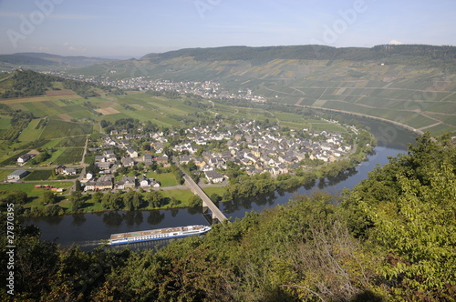 Mosel bei Wolf und Kröv