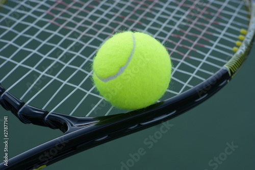 playing tennis © Horticulture