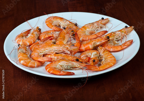 plate of shrimp