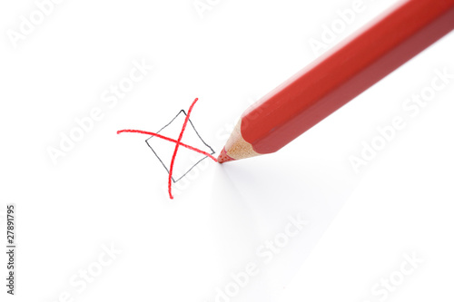 Ankreuzen mit Rotem Stift