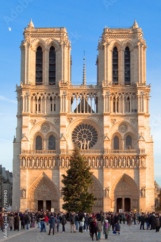 Christmas at Notre-Dame #27918940