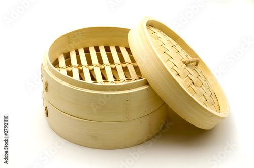 Bamboo steamer photo