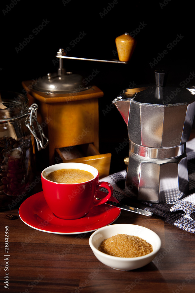 Espresso auf traditionelle italienische Art kochen Espresso auf traditionelle italienische Art kochen