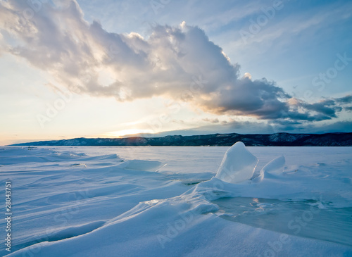 Lake Baikal, winter © Dmitriy Sharov