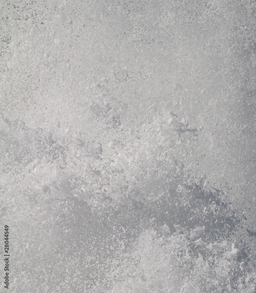 Obraz premium big waves in stormy sea