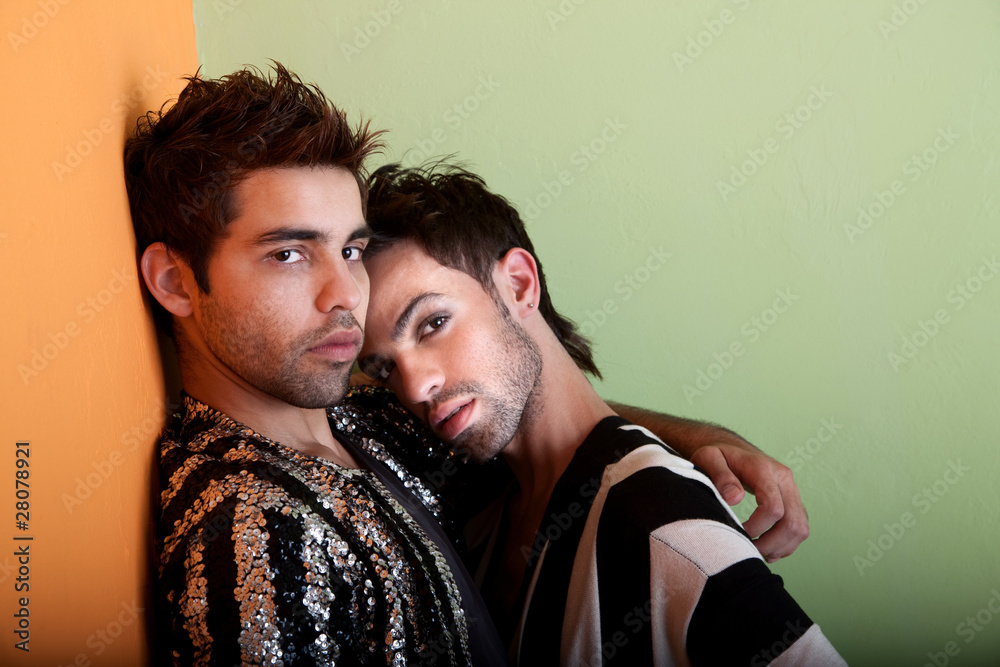 Good looking and sexy gay couple foto de Stock | Adobe Stock