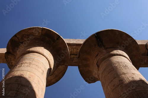 Colonnes de la salle hypostyle du temple de Karnak