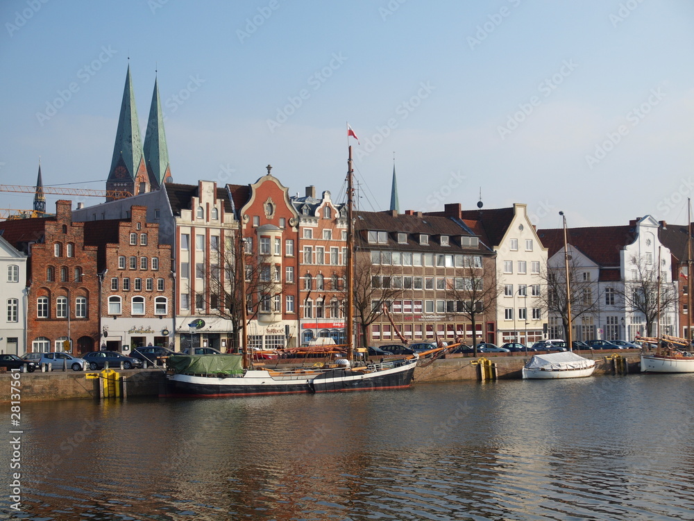 Lübeck, Altstadt mit Schonern