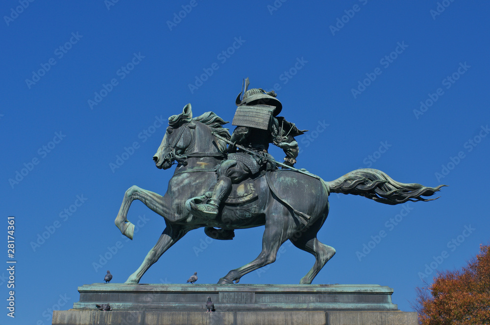 Obraz premium 皇居外苑の楠木正成像