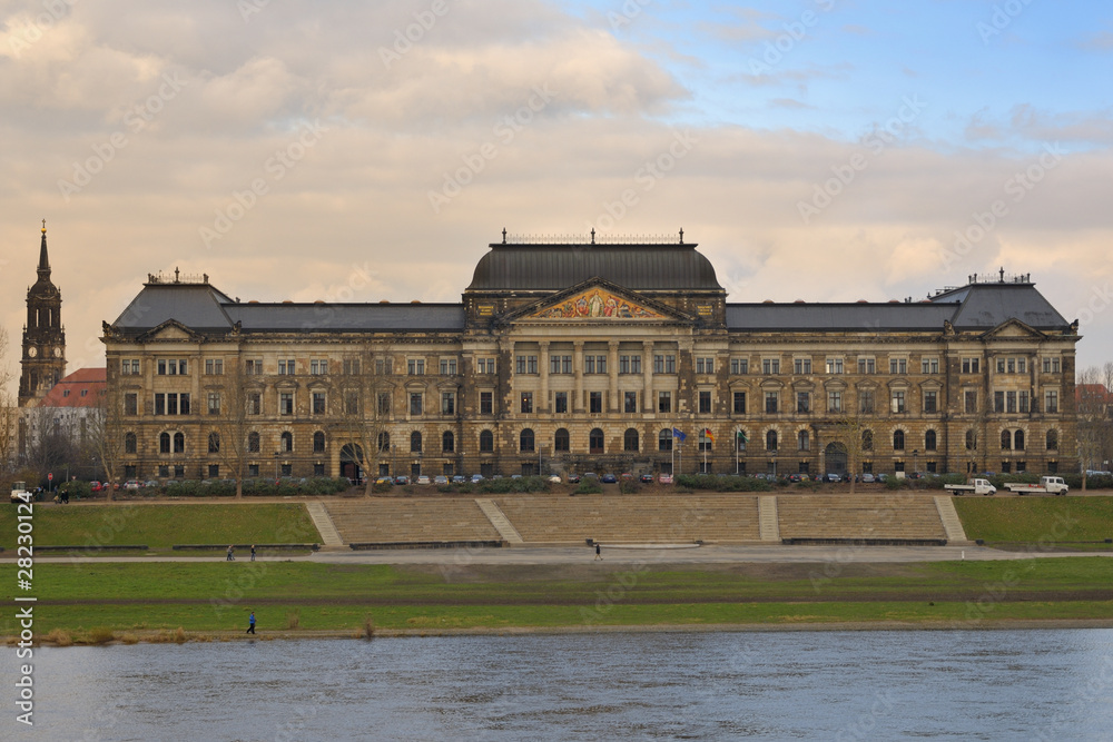 Dresden - Blick auf das Regierungsviertel