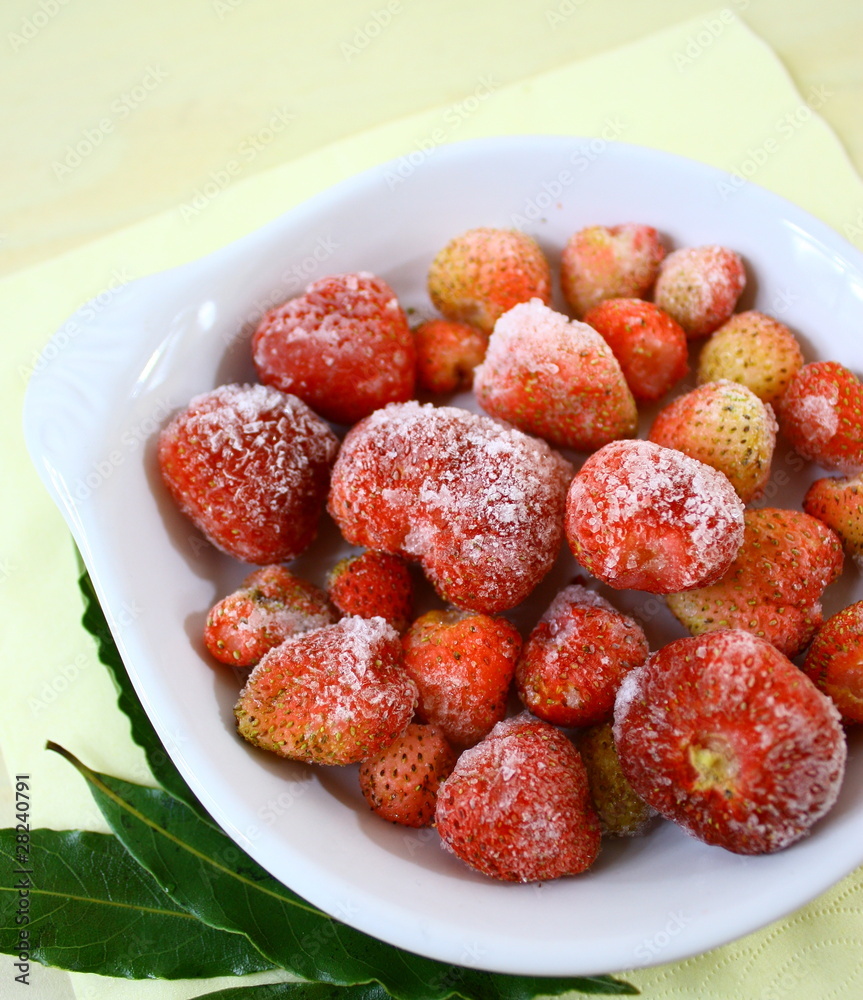 FRAISES GELEES FRAISES GELEES