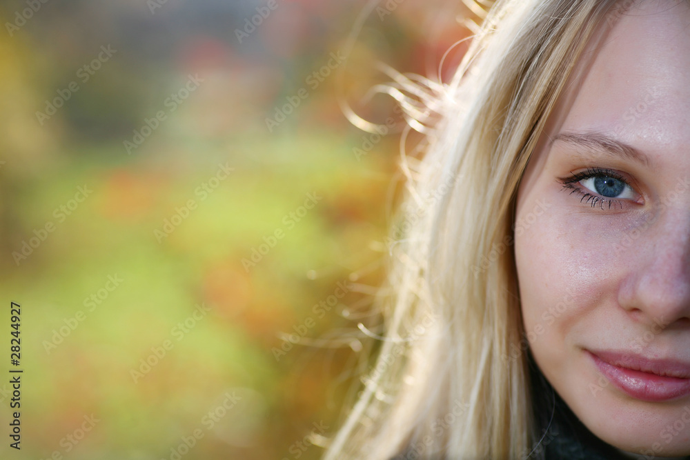 Obraz premium Young Model With Blond Hairs. Fall. Autumn