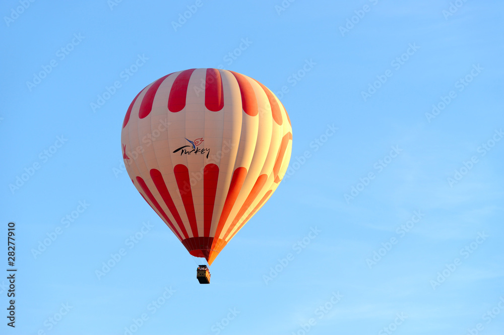 Naklejka premium Hot air balloon