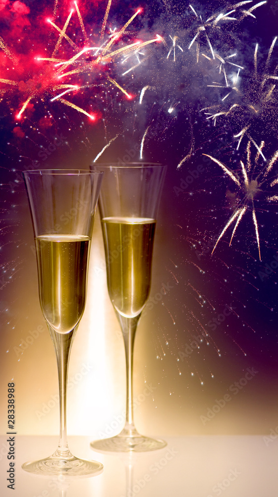 Silvester, Feuerwerk, Partytime, Sektgläser, Champagner Stock-Foto | Adobe  Stock