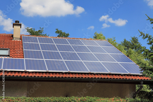 Photos Solar power system  roof assembly 4