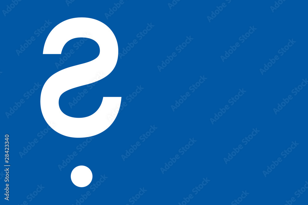 Naklejka premium Weises Fragezeichen am blauen Himmel