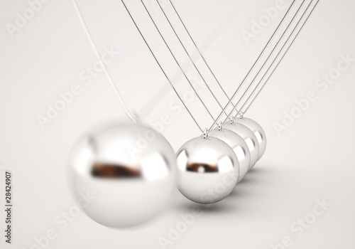 Newton's cradle silver